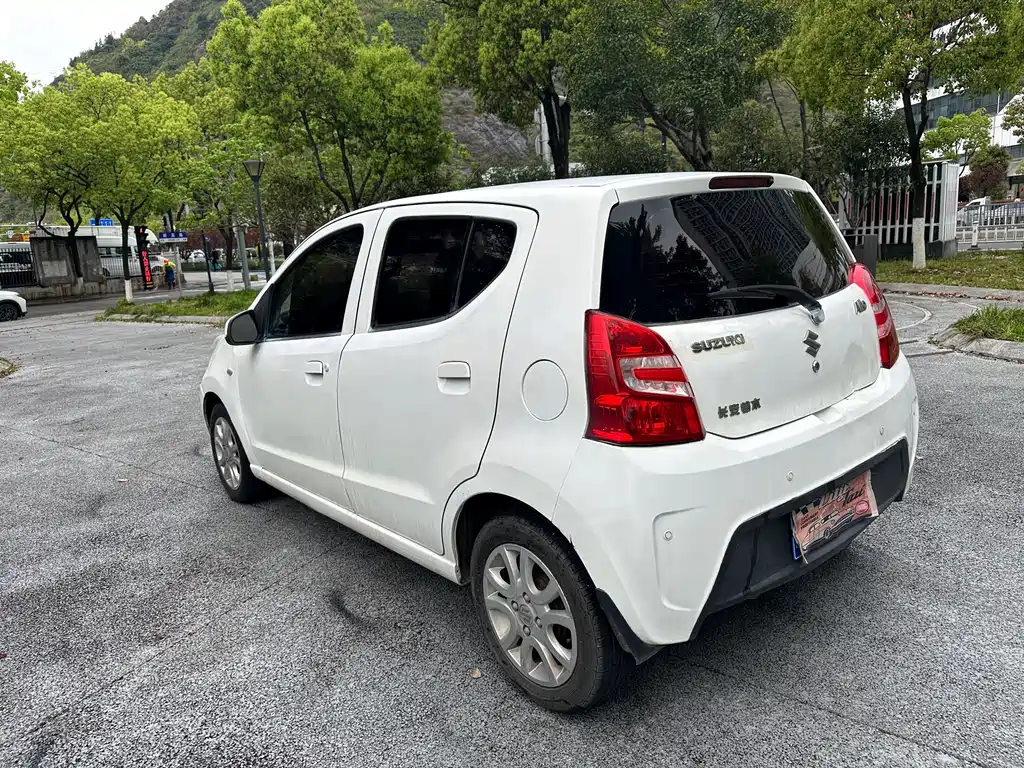 Alto 1.0 L Manual Luxury