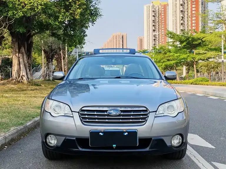 Subaru Outback 2.5 i