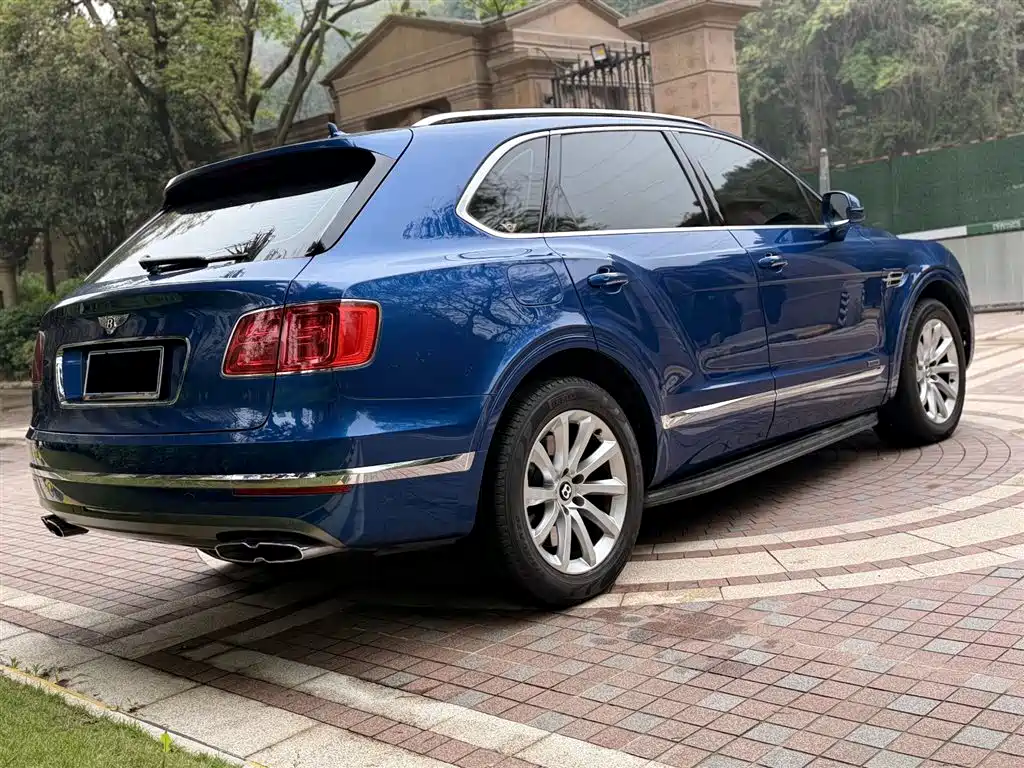 Bentayga 添越 2017款 4.0 T 柴油版