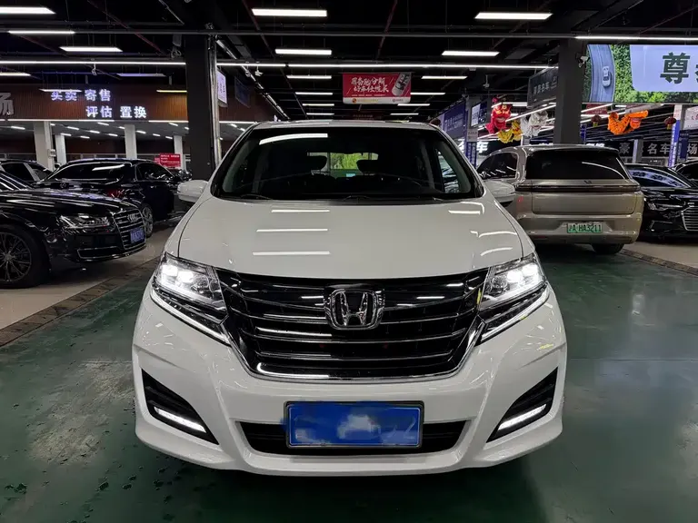 Honda Elysion 2.4 L Luxury