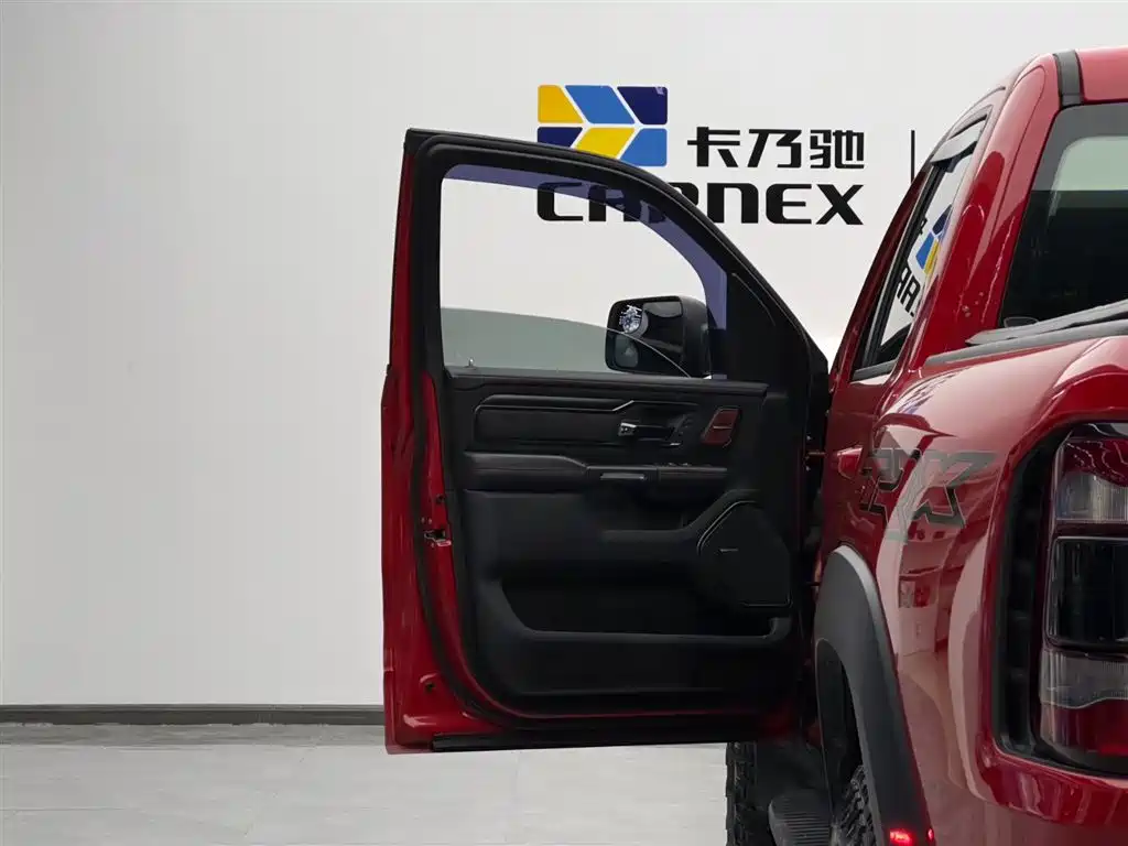 RAM Trucks RAM Trucks霸王龙 2022款 6.2 T 中东版