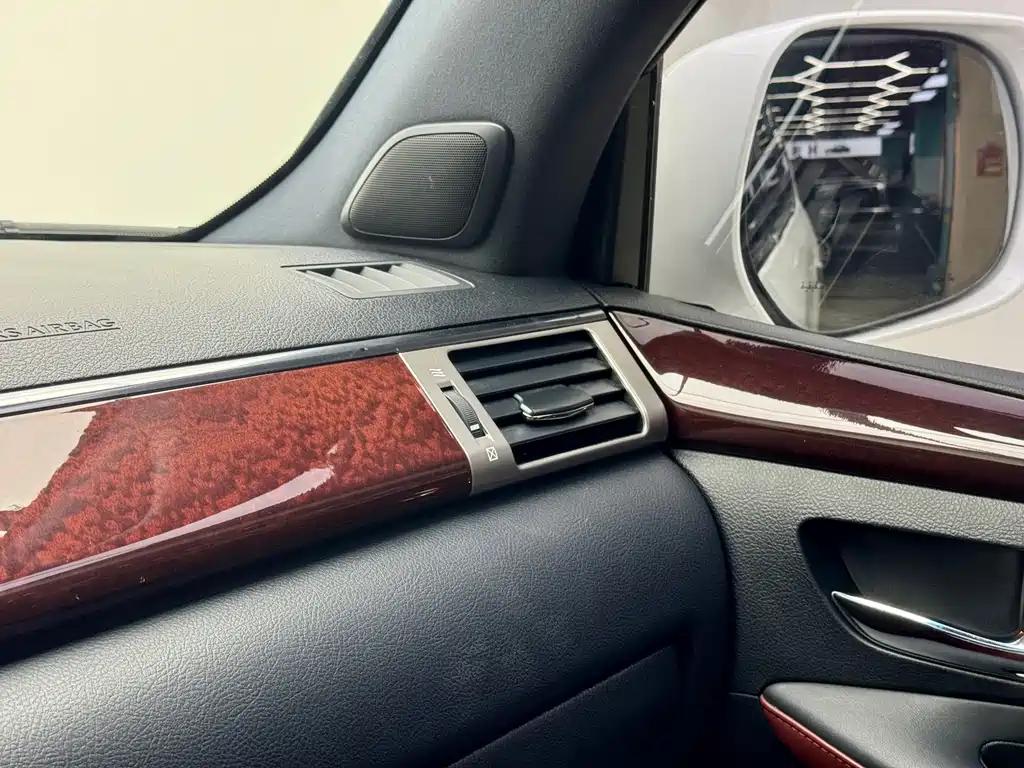 Lexus LX LX570 Middle East