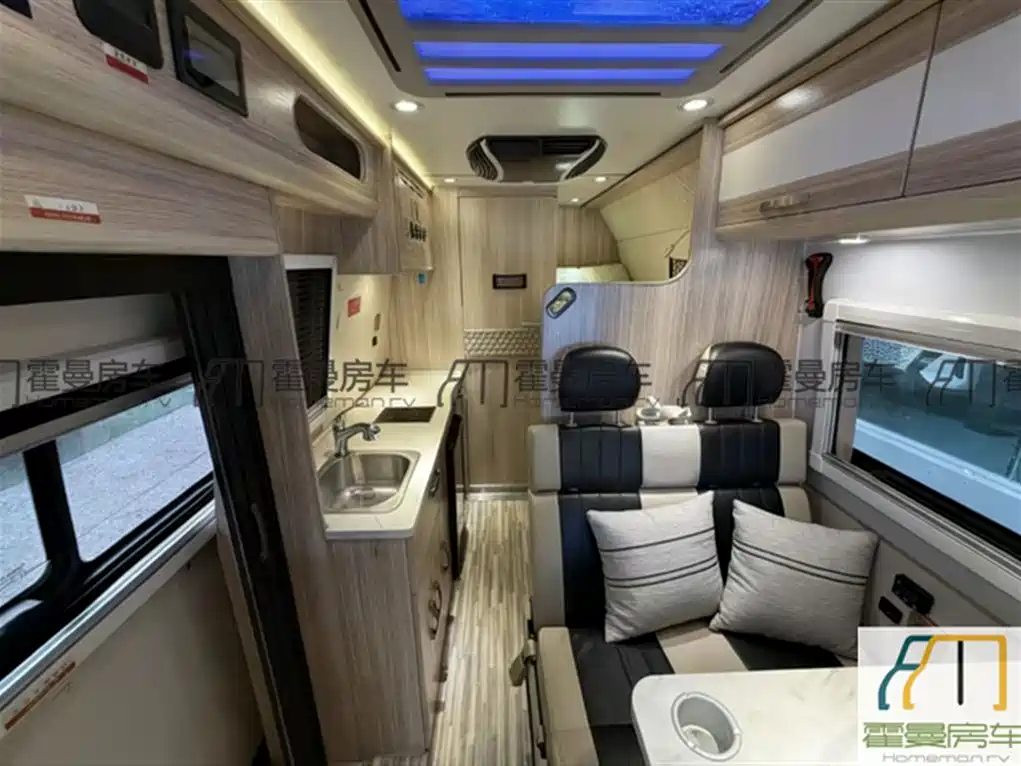 Maxus V80 RV 上汽大通MAXUS V80 B型房车 2020款 2.0 T 柴油版