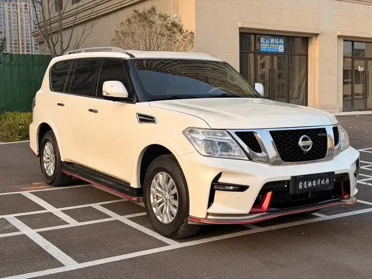Nissan Patrol 4.0 L Middle East