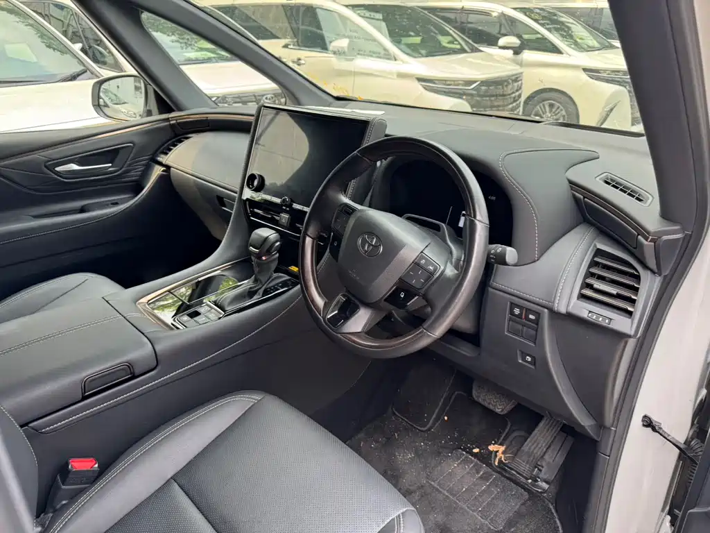 Alphard 埃尔法 2025款 2.5 L 油电混动 四驱 七座 韩版