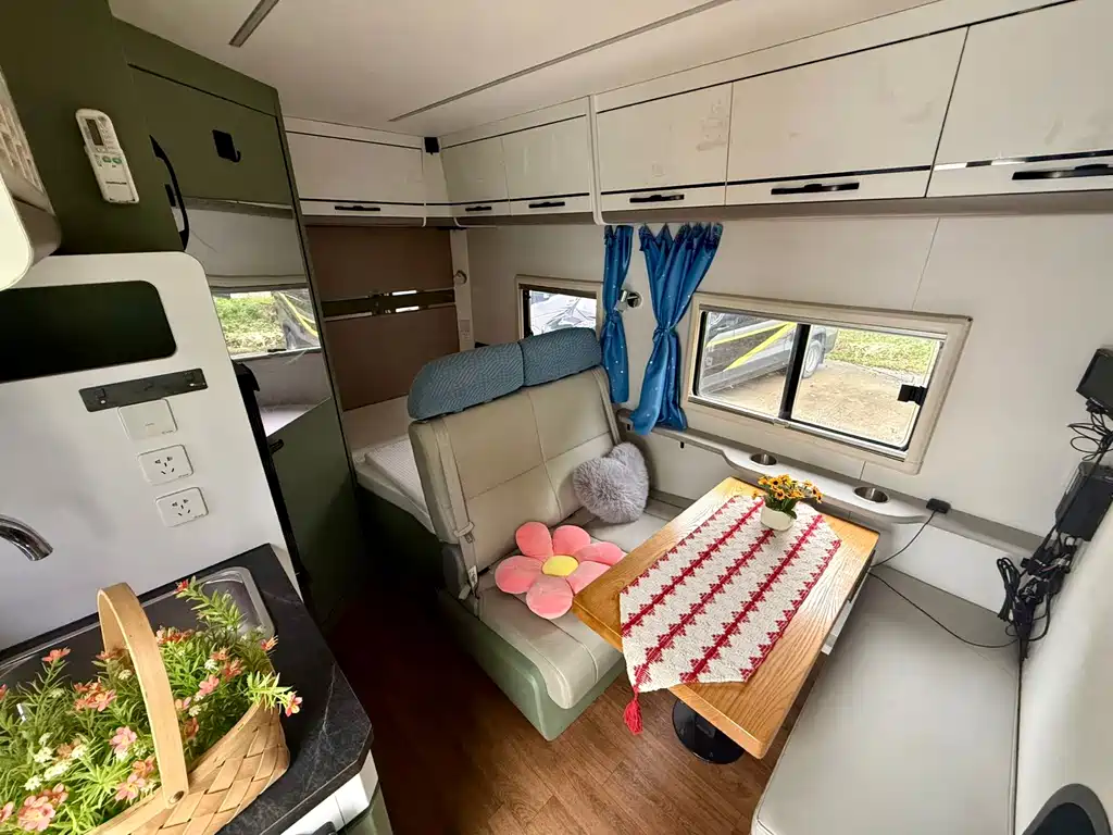 Maxus T90 大通T90房车 2022款 2.0 T 自动