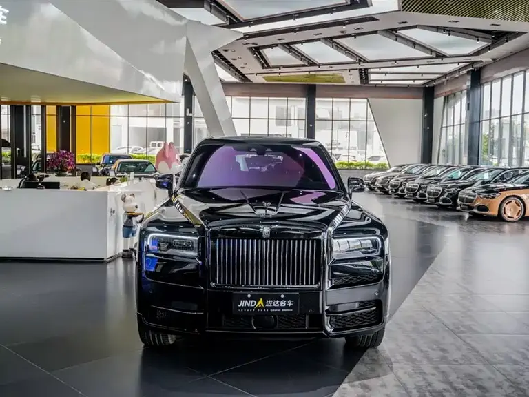 Rolls-Royce Cullinan Black Badge