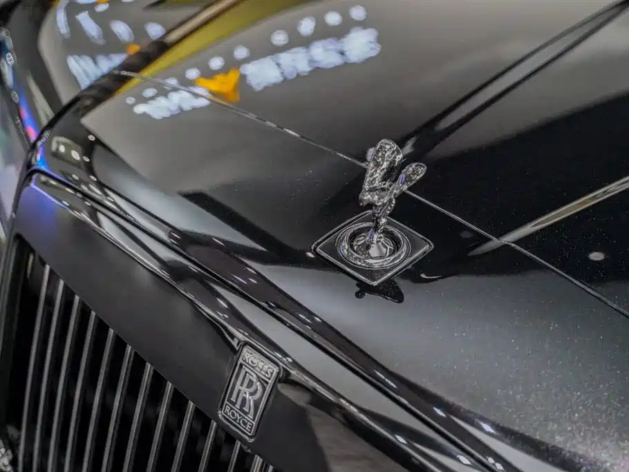 Cullinan Black Badge