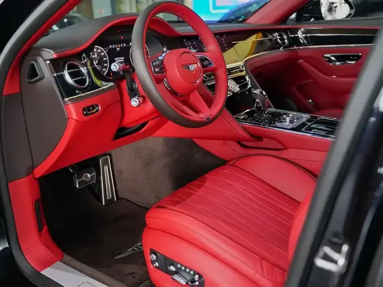 Bentley Flying Spur 飞驰 2020款 4.0 T V8 首发限量版
