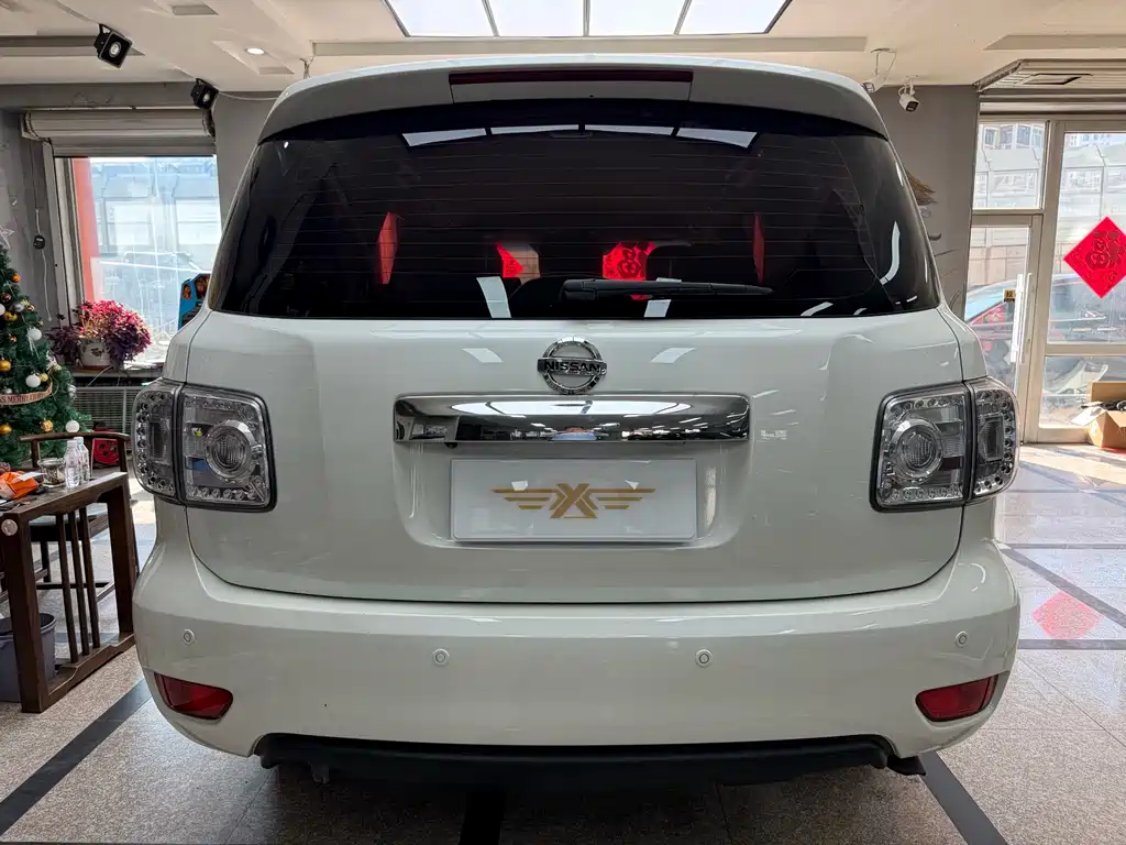 Patrol 4.0 L Middle East