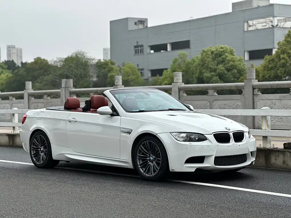 BMW M3 宝马M3 2011款 M3敞篷轿跑车