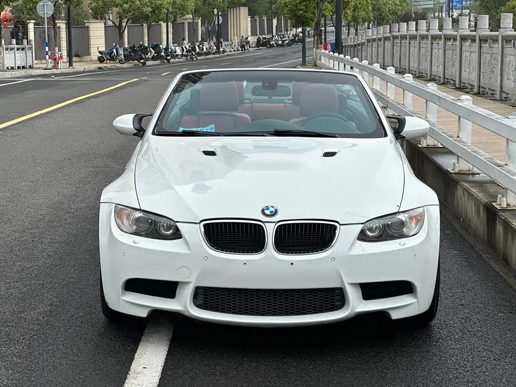 BMW M3 宝马M3 2011款 M3敞篷轿跑车