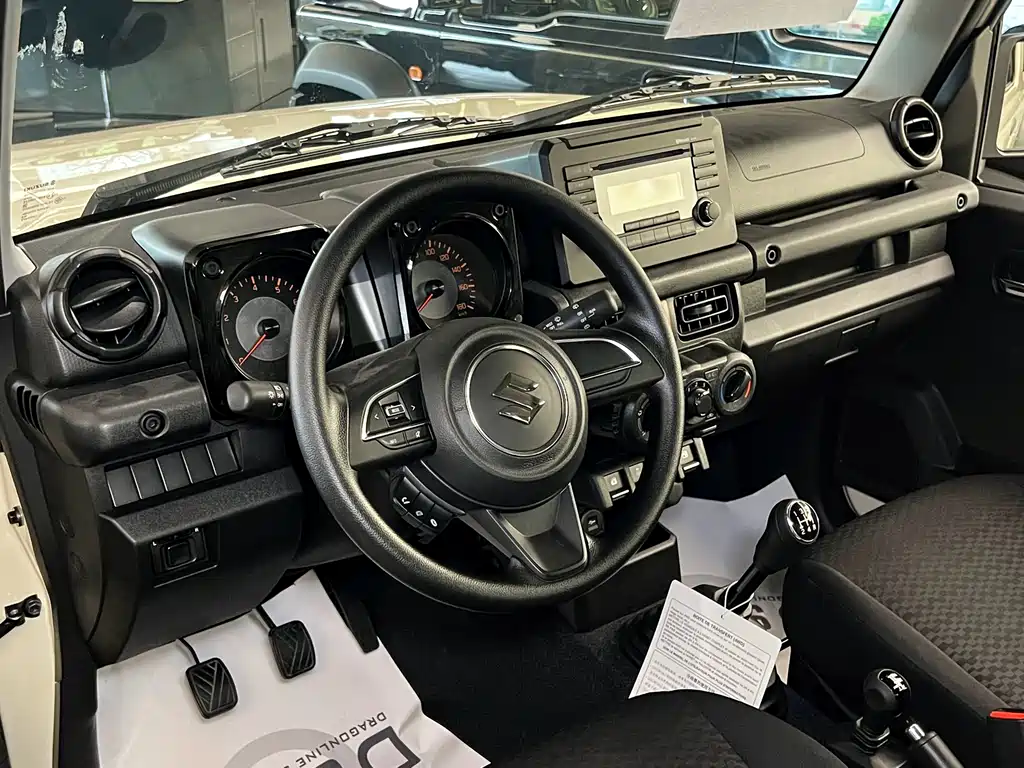 Jimny (Import) 1.5 L Manual