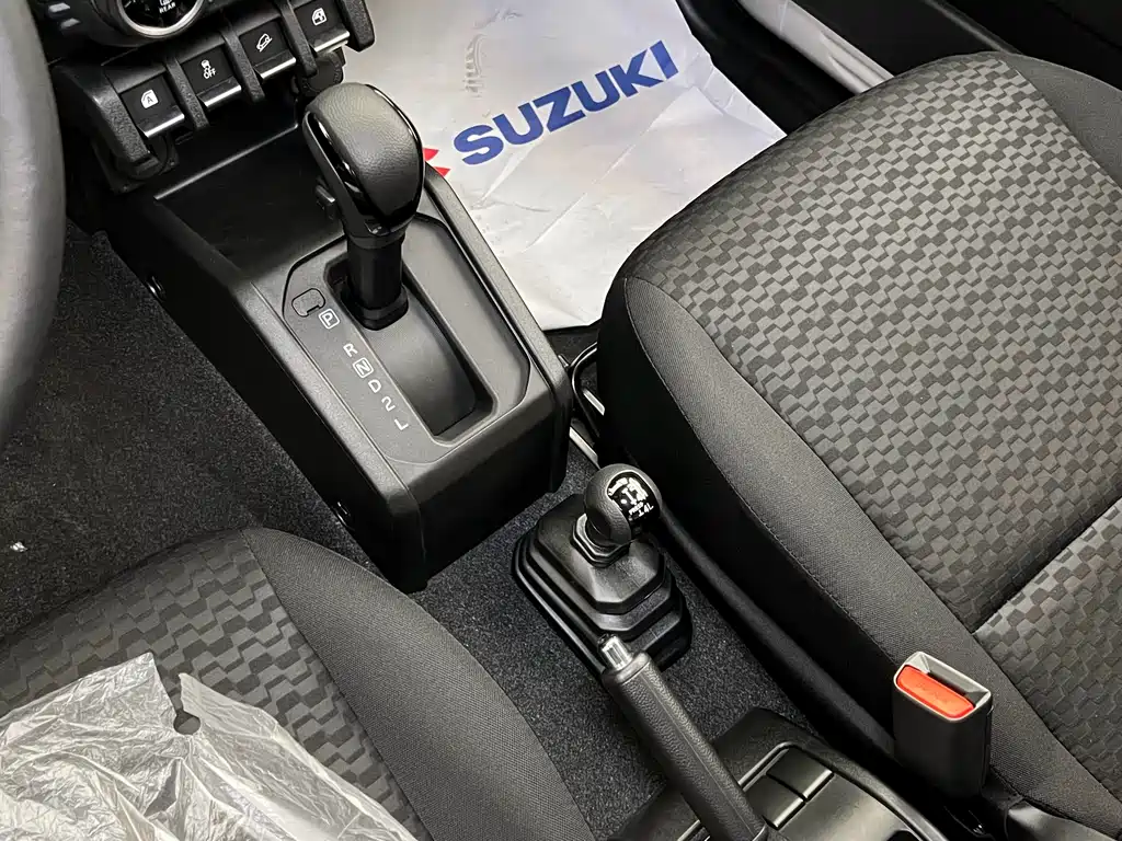 Jimny (Import) 1.5 L Auto
