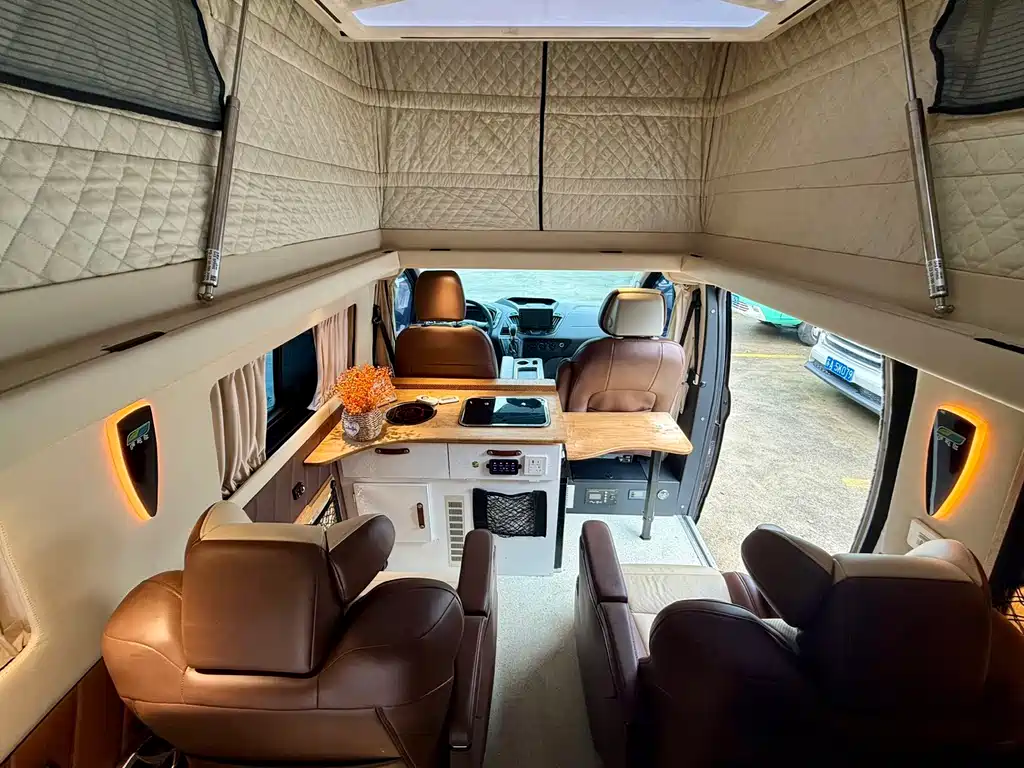 Transit 齐星福特升顶房车 2022款 2.0 T 自动