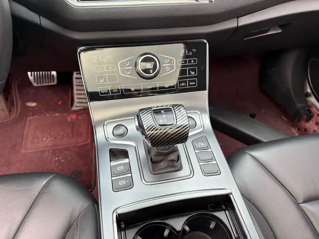 Hongqi H5 Classic 1.8 T Auto Connected Flagship Enjoyment
