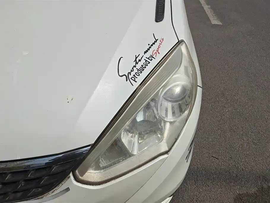 Liana A6 Hatchback 1.4 L Manual Imagine