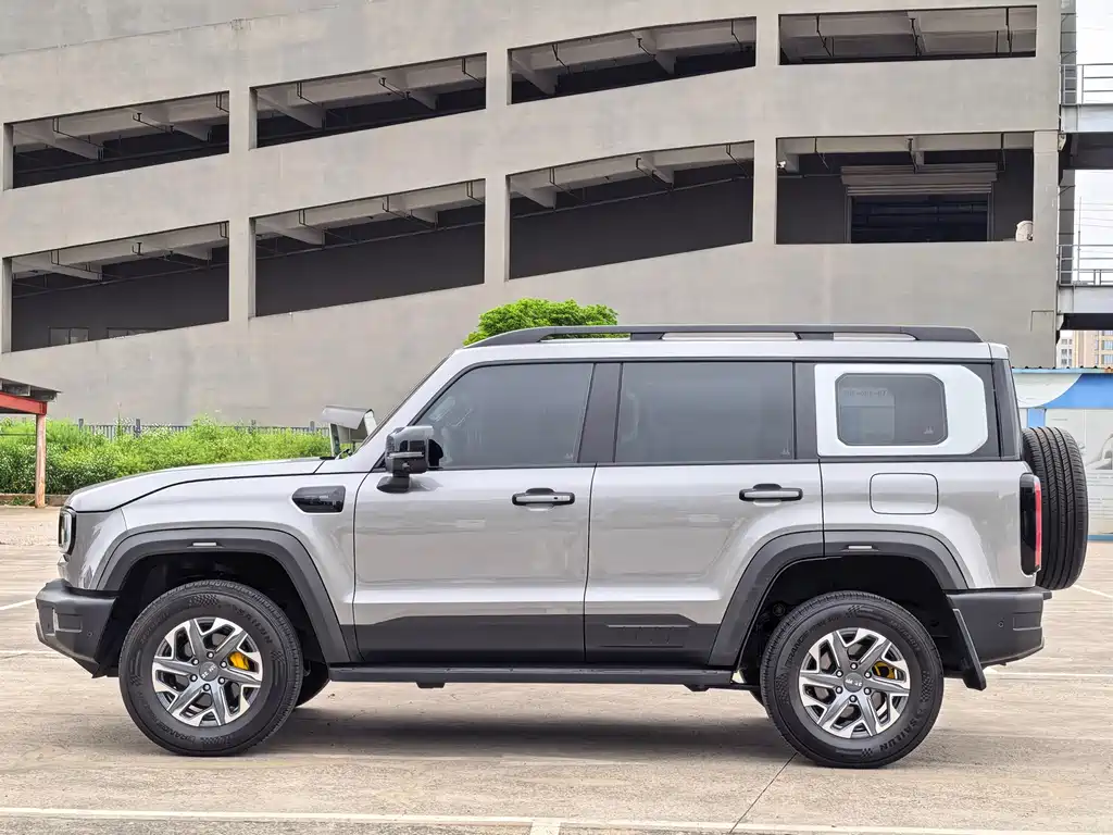 BAIC BJ40 2.0 T New City Hunter Swordsman