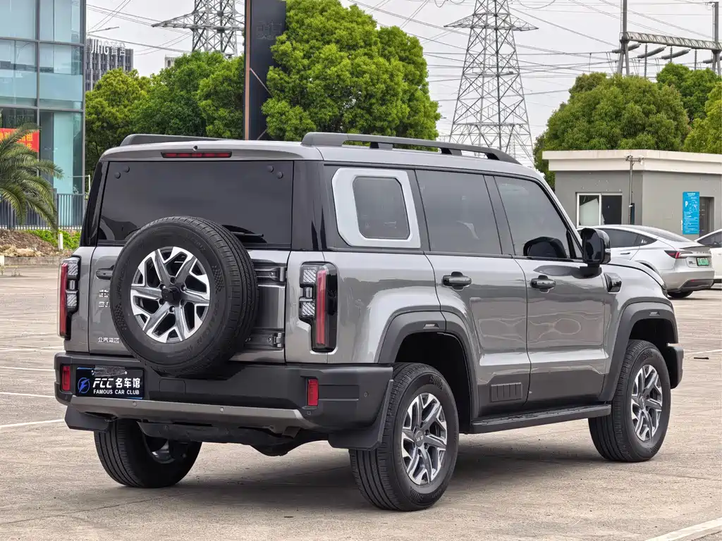 BAIC BJ40 2.0 T New City Hunter Swordsman