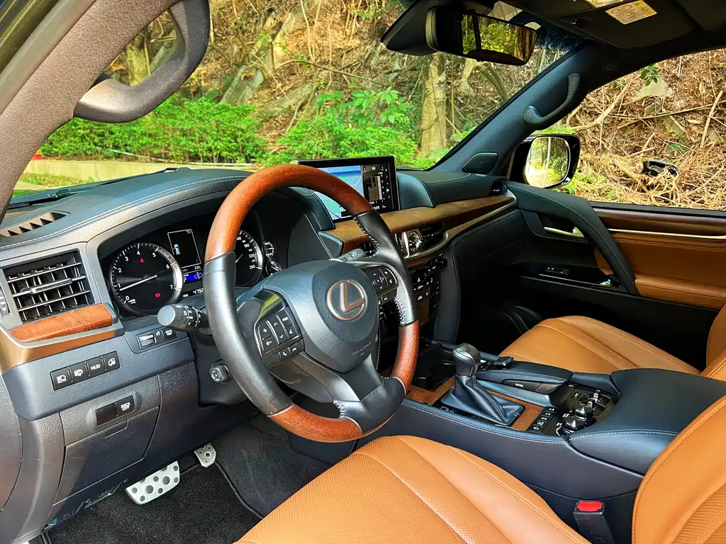 Lexus LX 雷克萨斯LX 2021款 570 中东限量版