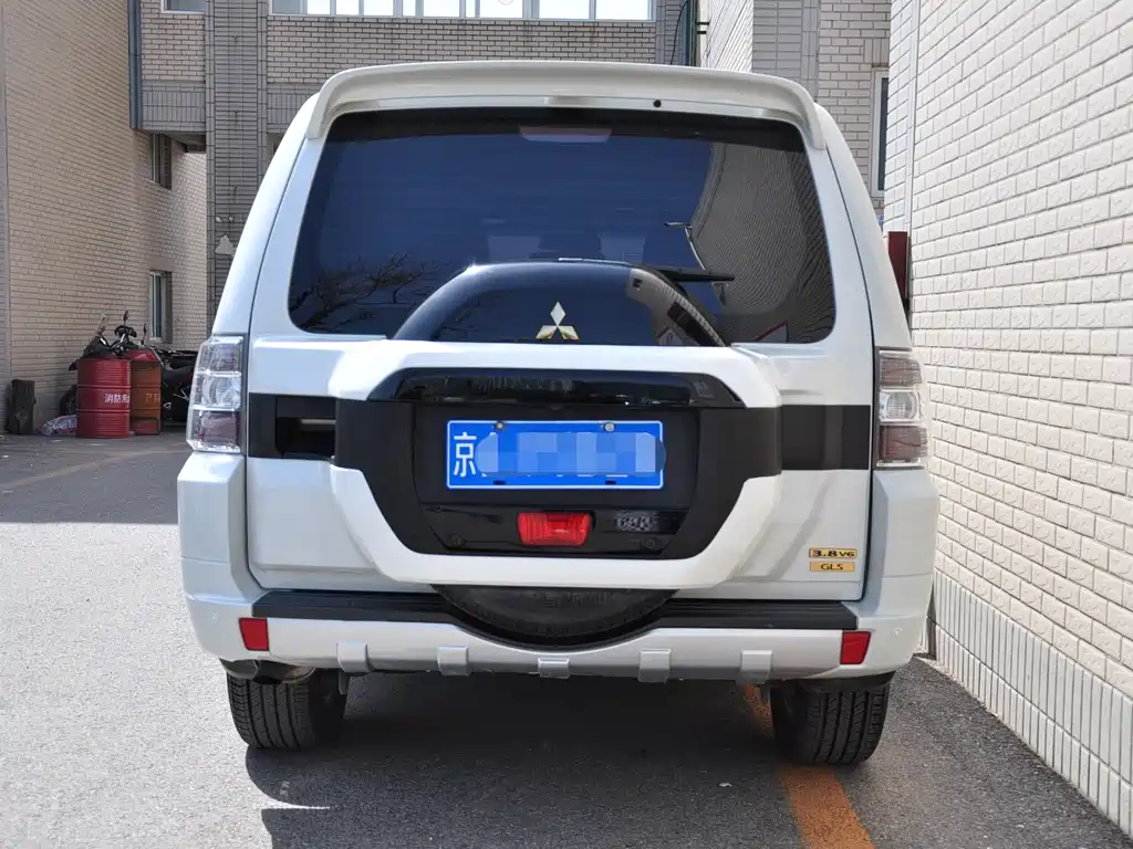 Pajero (Import) 帕杰罗(进口) V97 2019款 3.8 L GLS 中东版