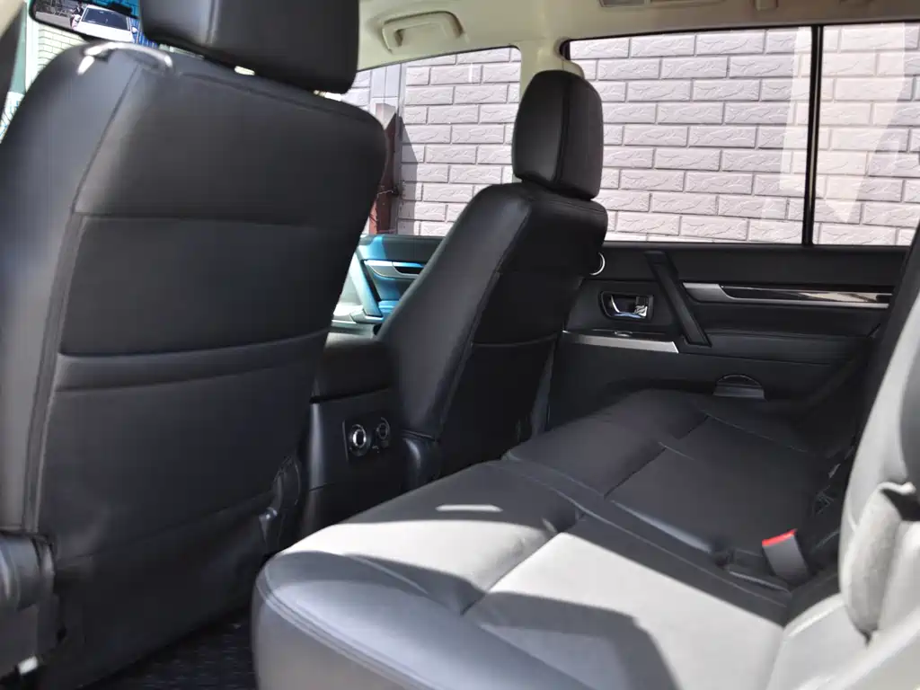 Pajero (Import) 帕杰罗(进口) V97 2019款 3.8 L GLS 中东版