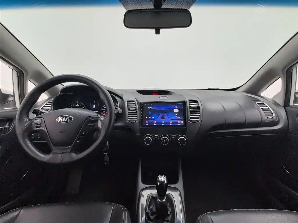 Kia K3 1.6 L Manual GLS