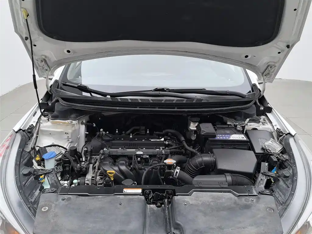Kia K3 1.6 L Manual GLS