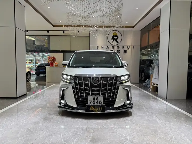 Toyota Alphard 埃尔法 2018款 2.5 L 豪华版