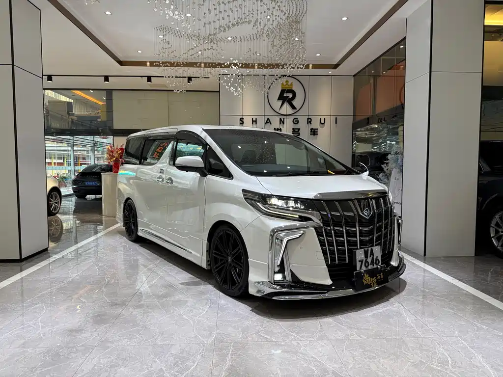 Alphard 埃尔法 2018款 2.5 L 豪华版
