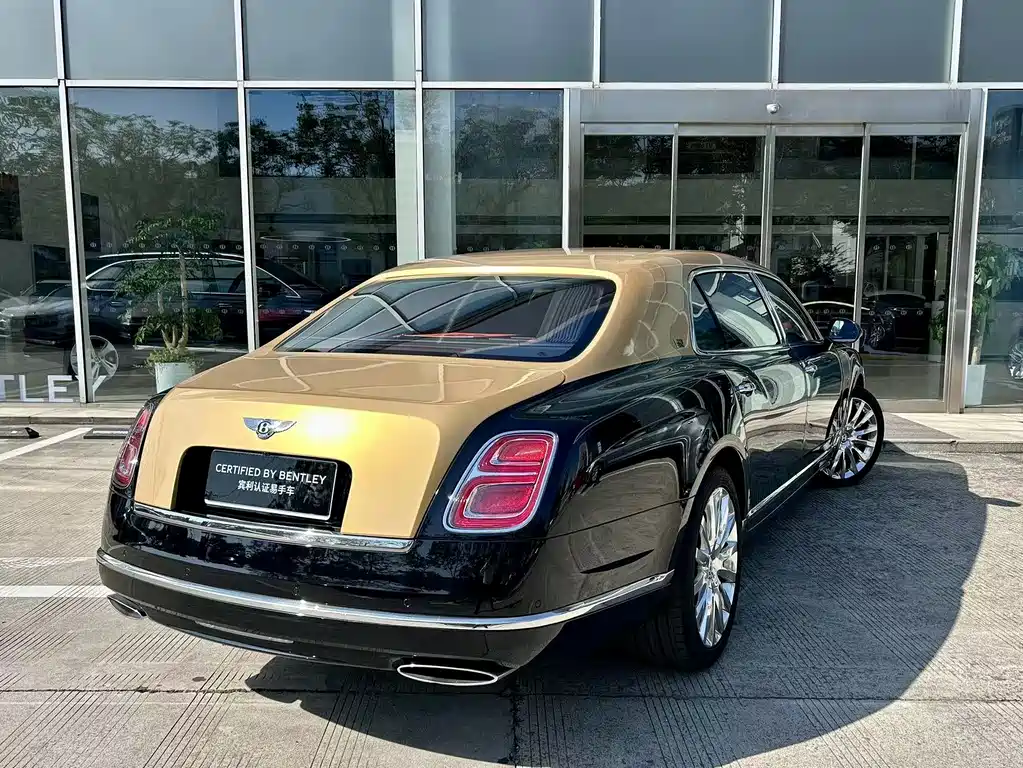 Mulsanne 慕尚 2019款 6.8 T 英伦之巅长轴全球限量版