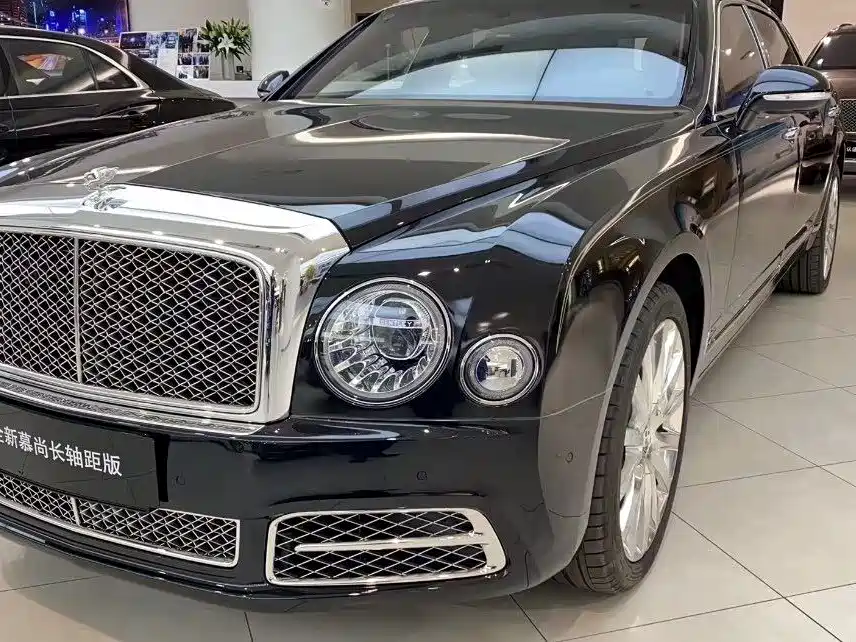 Mulsanne 慕尚 2019款 6.8 T 英伦之巅长轴全球限量版