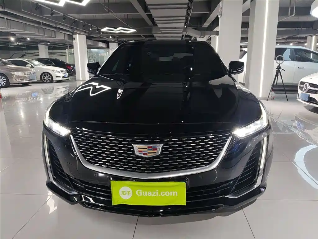 Cadillac CT5 28 T Luxury (Standard)