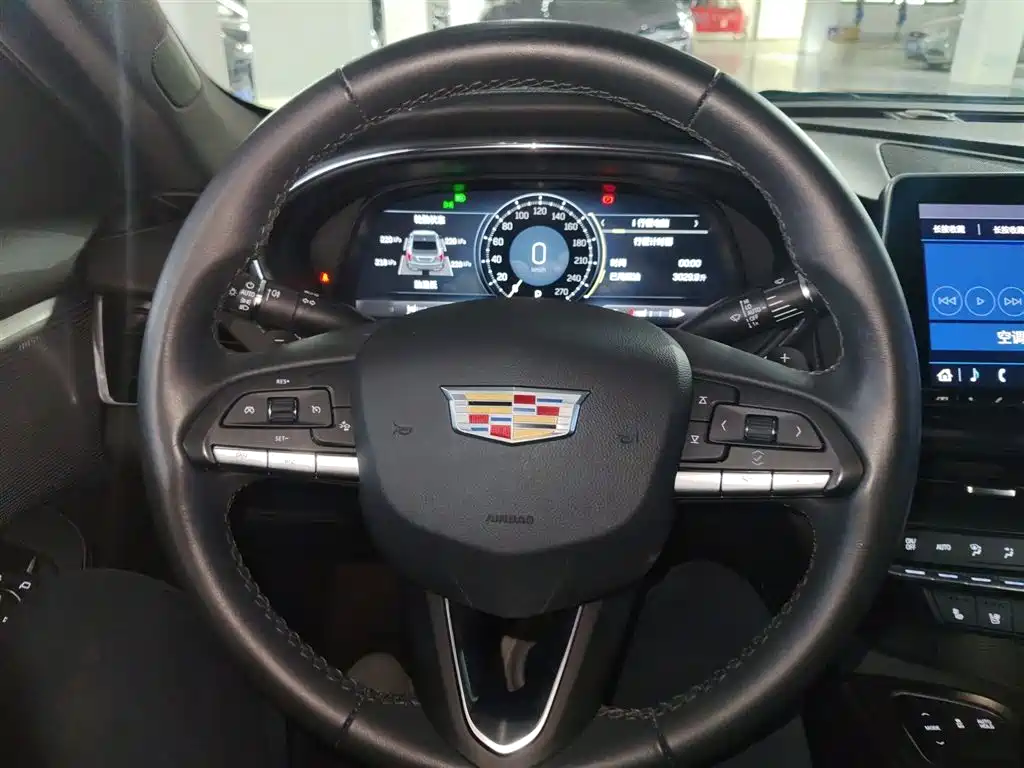 Cadillac CT5 28 T Luxury (Standard)