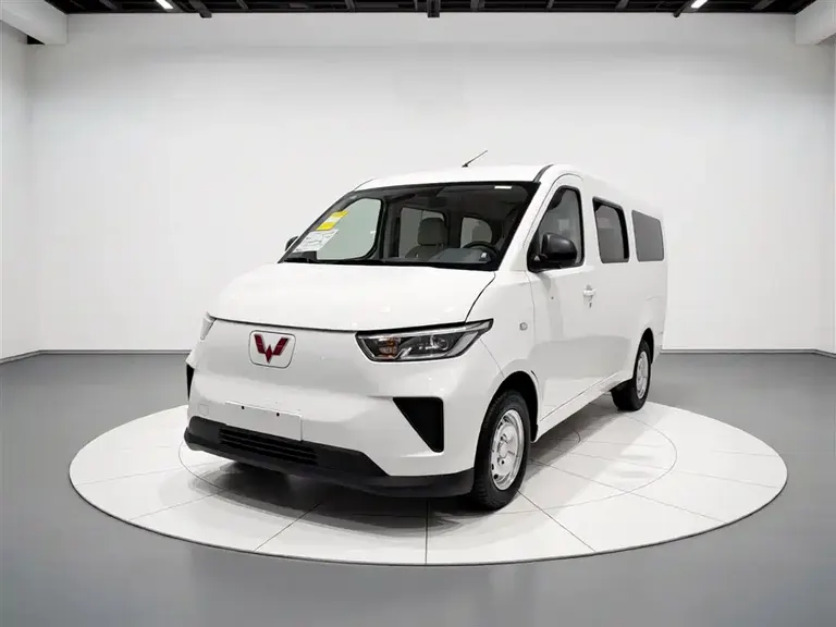 Wuling Yangguang 五菱扬光 2025款 400 km 客车版舒适型
