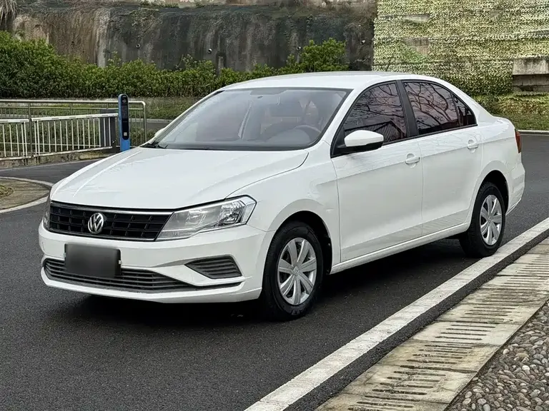Volkswagen Jetta 1.5 L Manual Fashion