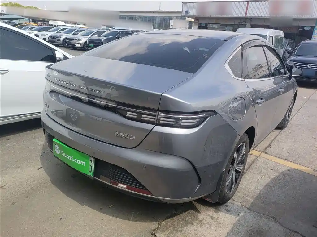 Destroyer 05 DM-i 120 KM Flagship