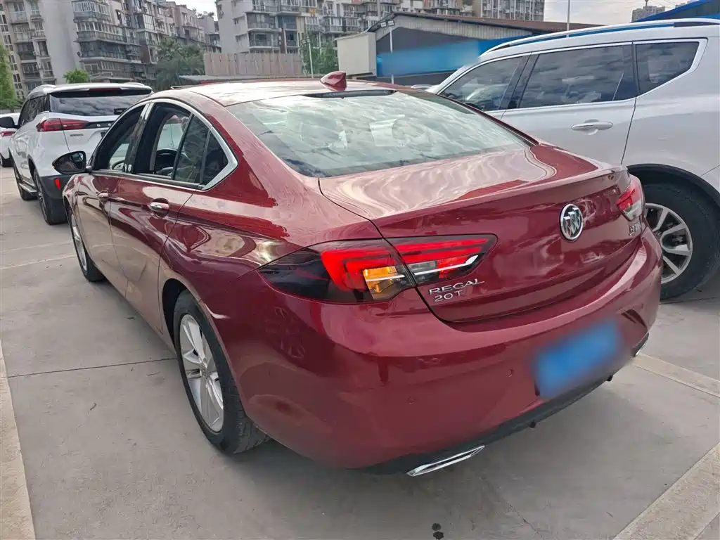 Regal 20 T Distinguished
