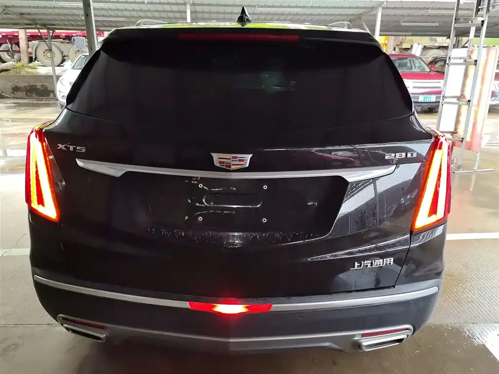 Cadillac XT5 2.0 T 2 WD Luxury