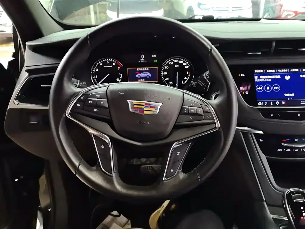 Cadillac XT5 2.0 T 2 WD Luxury