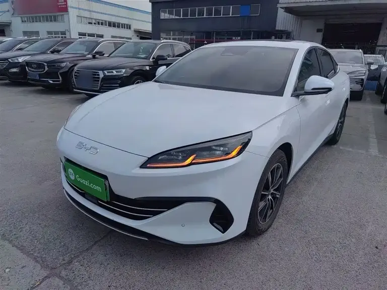 BYD Seal 06 DM-i 120 KM Premium