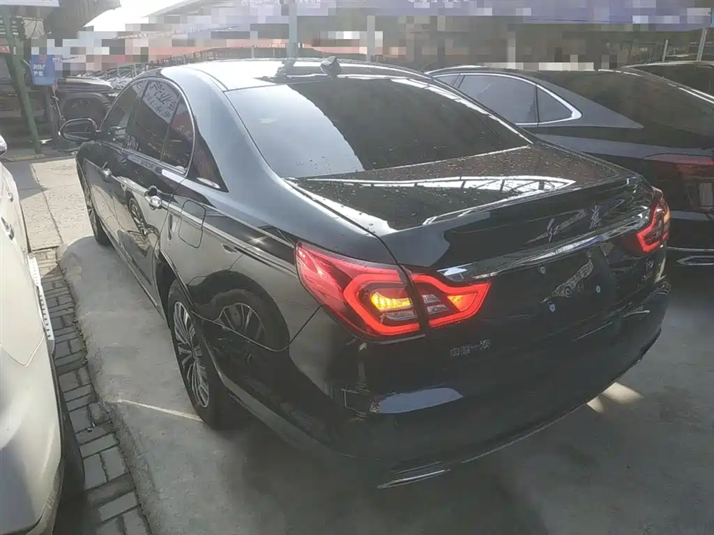 Hongqi H7 2.0 T Elite