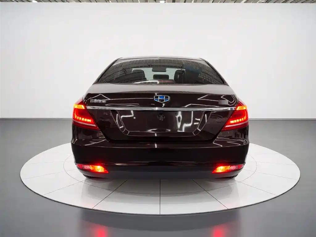 Emgrand Sedan 1.5 L CVT Upward