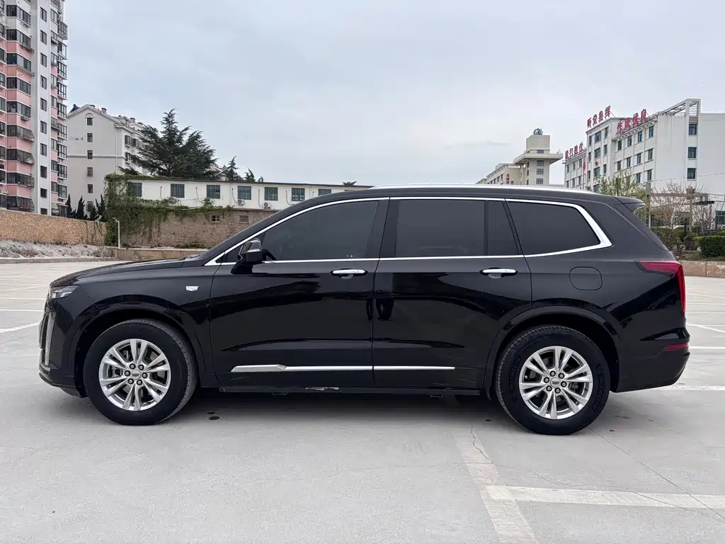 Cadillac XT6 28 T 7-seat 4 WD Style