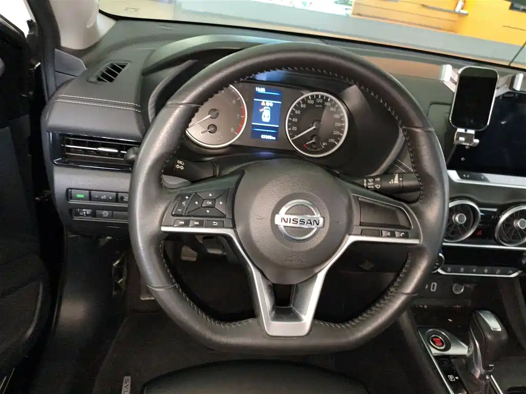 Sylphy 1.6 L XL CVT Joy