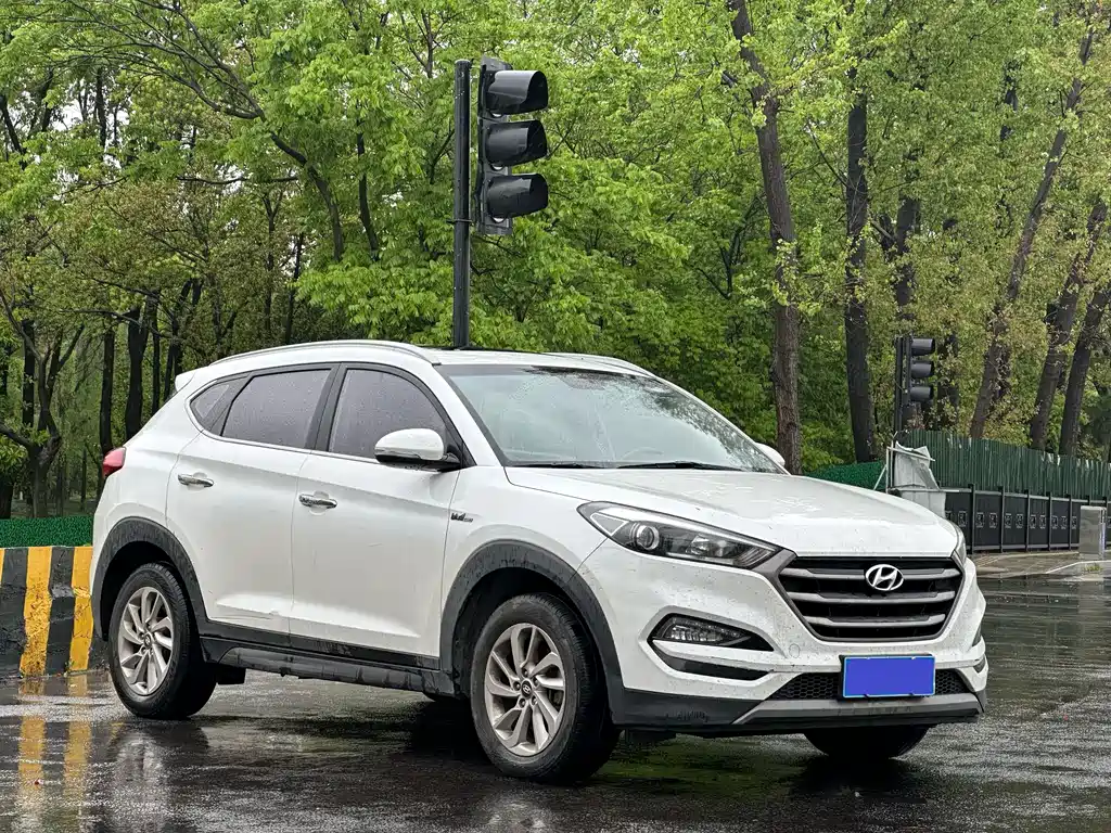 Tucson 1.6 T DCT 2 WD Intelligent