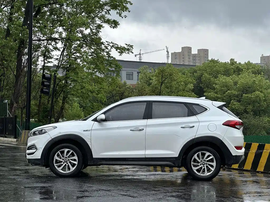 Tucson 1.6 T DCT 2 WD Intelligent