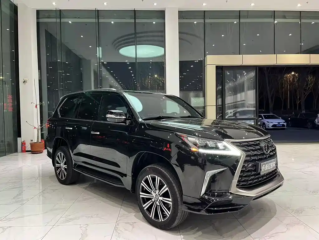 Lexus LX 雷克萨斯LX 2016款 570 加规版