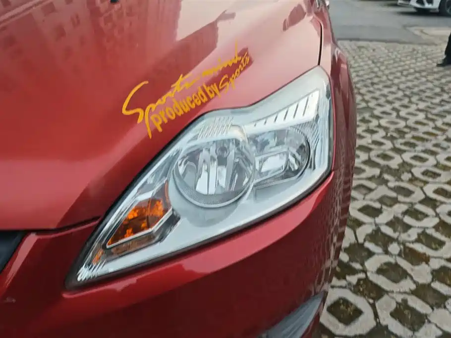 Focus Sedan Classic 1.8 L Auto Million Commemorative
