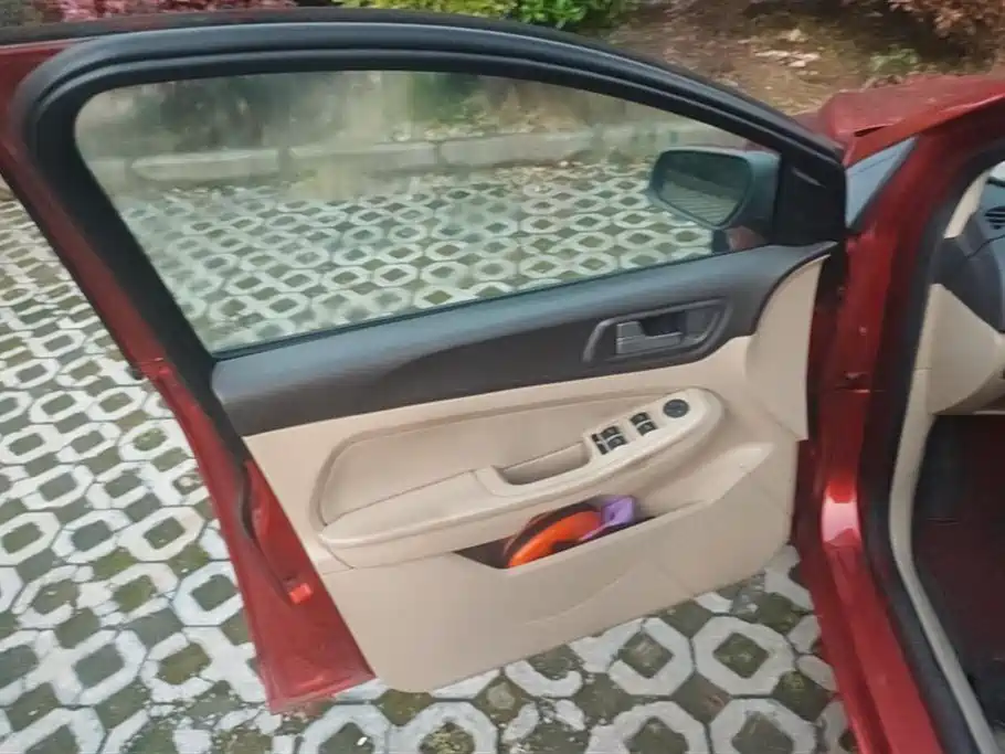 Focus Sedan Classic 1.8 L Auto Million Commemorative